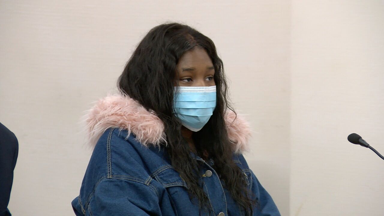 Peoples-Fuqua signs time waiver to push trial back